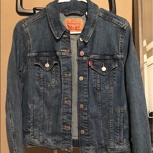 Women’s Levi’s Denim Jacket